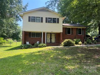 1909 Normandy Road, Kannapolis, NC 28081