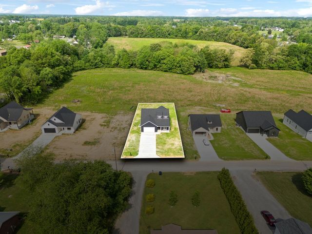 819 Oconnor St, Smithville, TN 37166