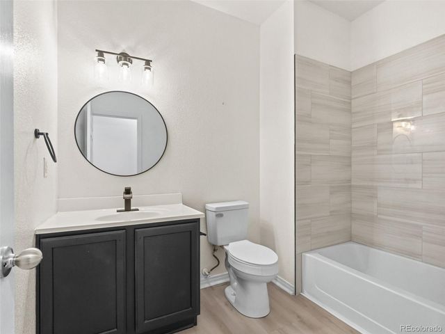 9557 Pearl Circle 204, Parker, CO 80134