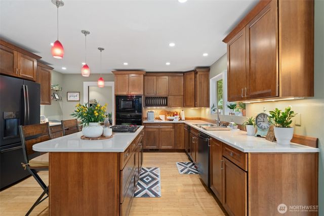 27201 State Highway 3 NE, Poulsbo, WA 98370