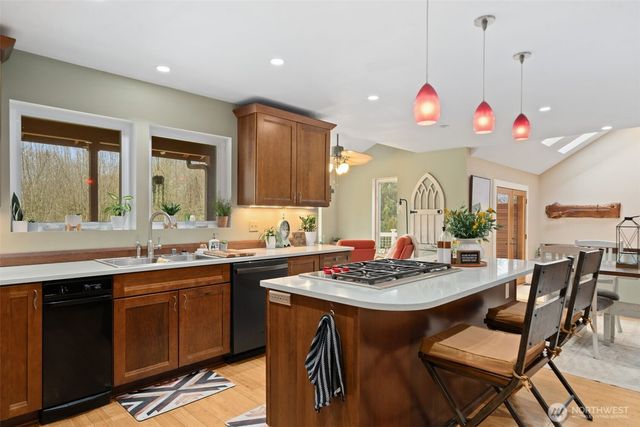 27201 State Highway 3 NE, Poulsbo, WA 98370