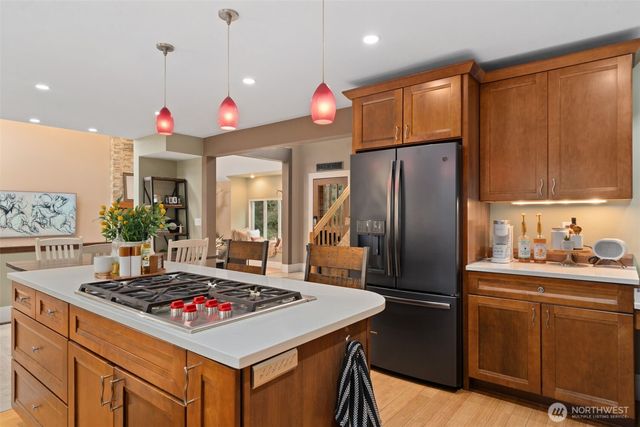 27201 State Highway 3 NE, Poulsbo, WA 98370