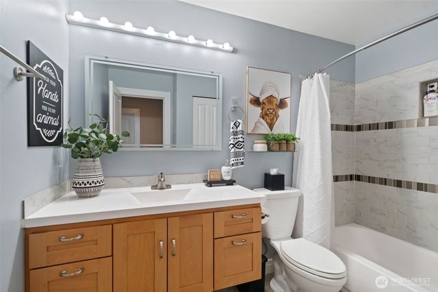 27201 State Highway 3 NE, Poulsbo, WA 98370