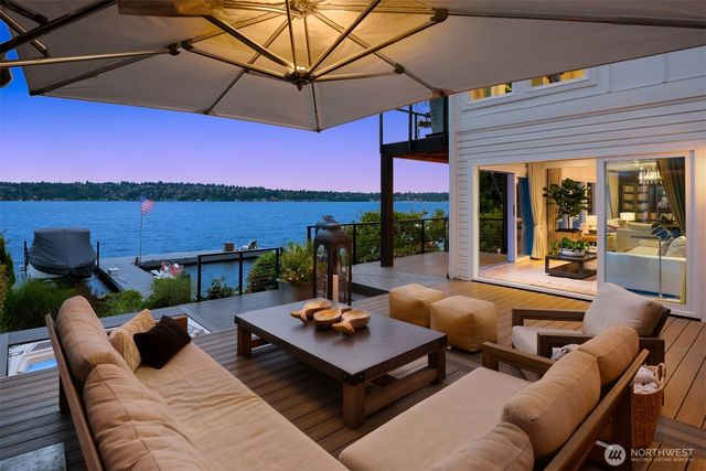 8097 W Mercer Way, Mercer Island, WA 98040