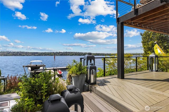 8097 W Mercer Way, Mercer Island, WA 98040