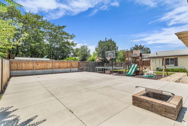 6207 W 3500 S, West Valley City, UT 84128