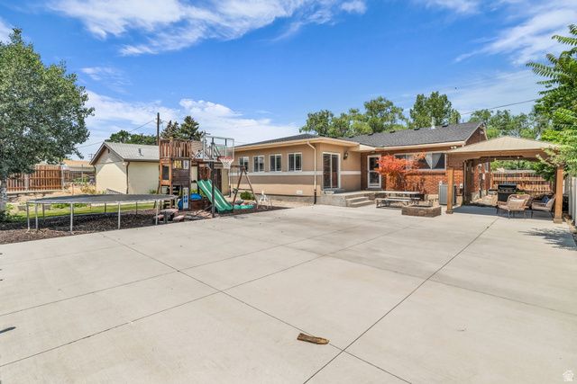 6207 W 3500 S, West Valley City, UT 84128