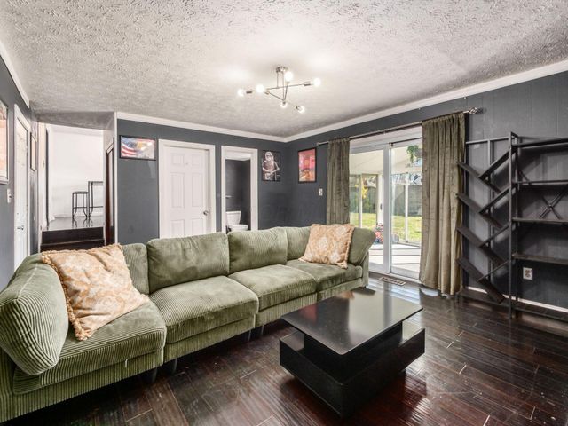 6348 Birkewood Street, Columbus, OH 43229