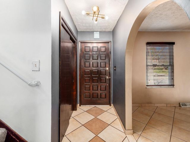 6348 Birkewood Street, Columbus, OH 43229