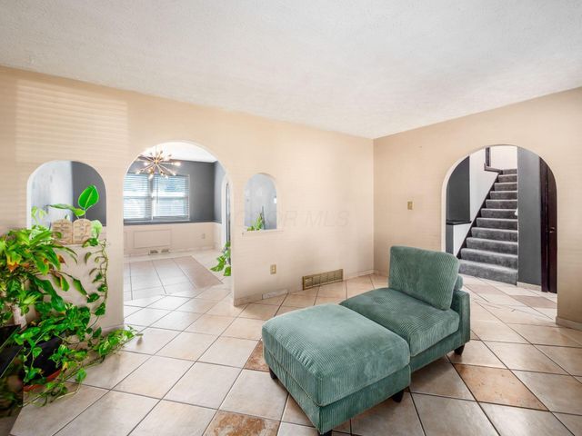 6348 Birkewood Street, Columbus, OH 43229