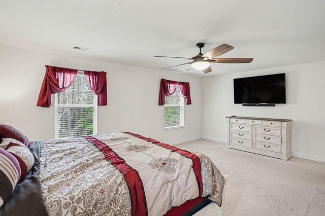 208 Buttonbush Court, Moncks Corner, SC 29461