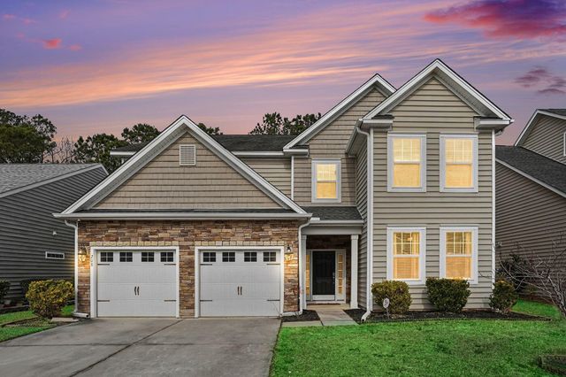 208 Buttonbush Court, Moncks Corner, SC 29461