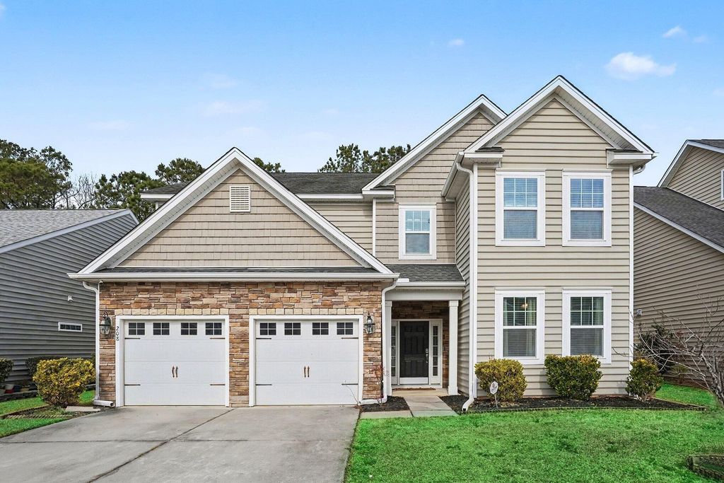 208 Buttonbush Court, Moncks Corner, SC 29461