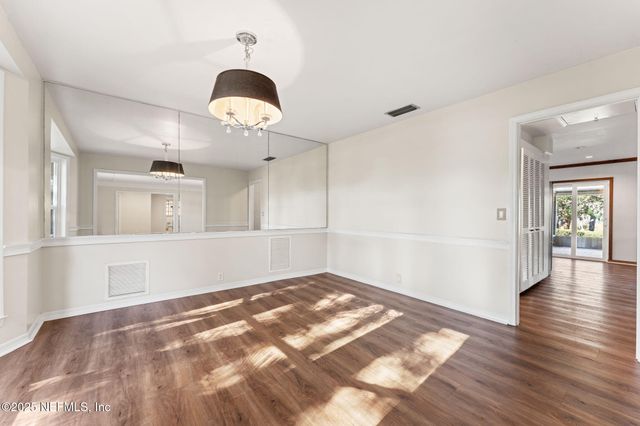 4236 BUCK POINT Road, Jacksonville, FL 32210