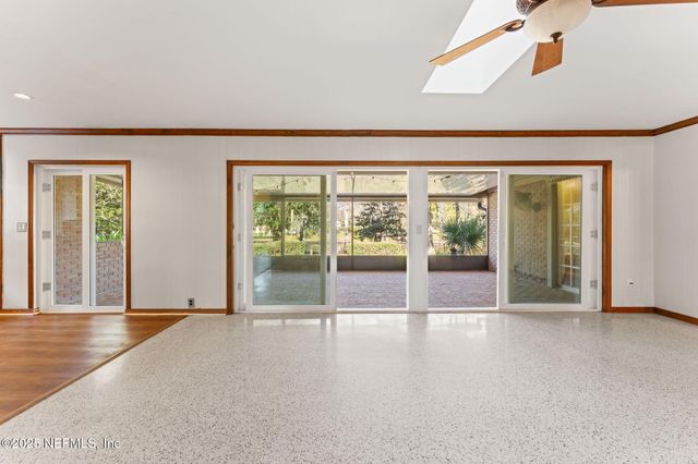 4236 BUCK POINT Road, Jacksonville, FL 32210