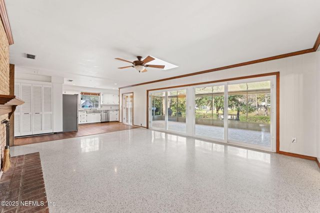 4236 BUCK POINT Road, Jacksonville, FL 32210