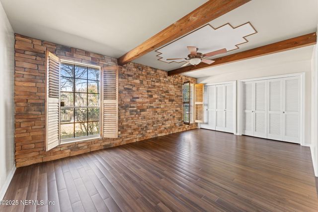 4236 BUCK POINT Road, Jacksonville, FL 32210