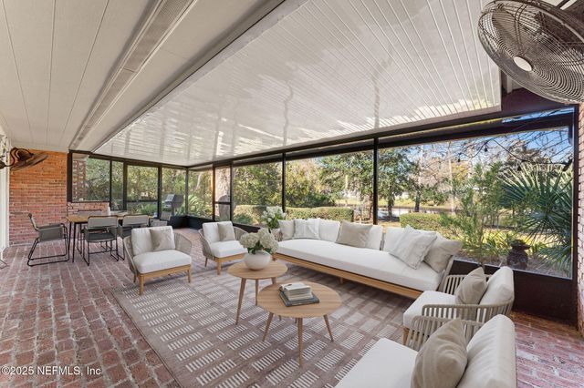 4236 BUCK POINT Road, Jacksonville, FL 32210