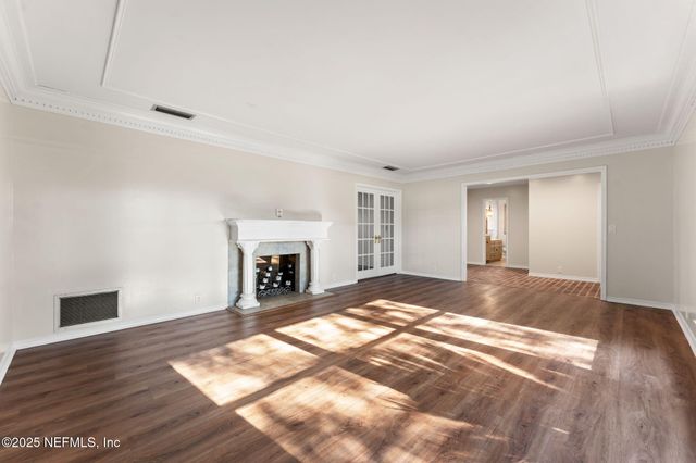 4236 BUCK POINT Road, Jacksonville, FL 32210