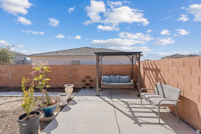 1758 E YANT FLAT DR, St. George, UT 84790