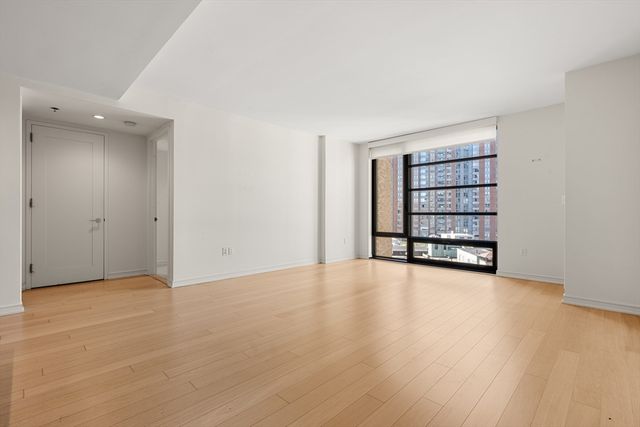 580 Washington St 1501, Boston, MA 02111