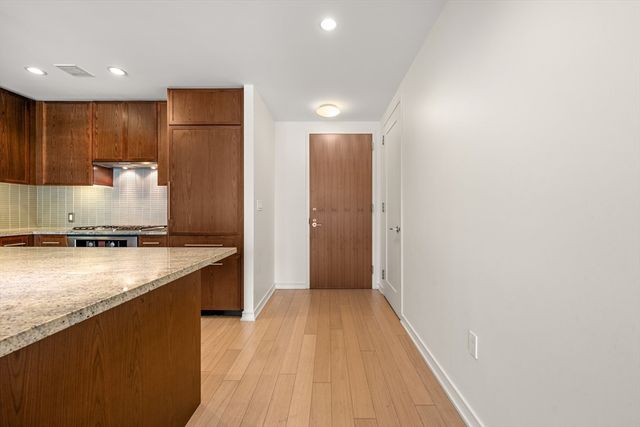 580 Washington St 1501, Boston, MA 02111