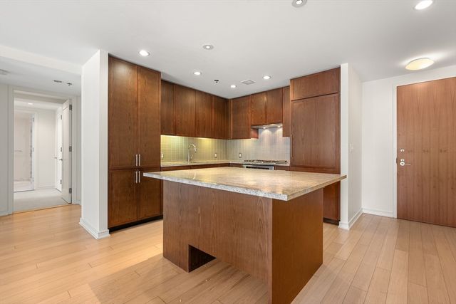 580 Washington St 1501, Boston, MA 02111