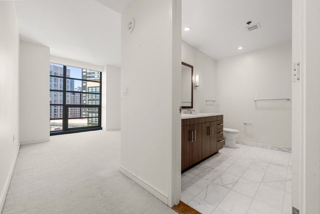 580 Washington St 1501, Boston, MA 02111