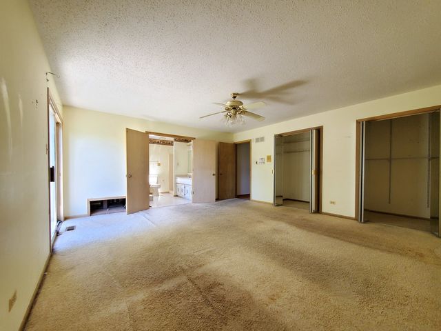 18628 Becker Terrace, Country Club Hills, IL 60478