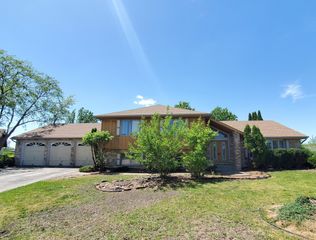 18628 Becker Terrace, Country Club Hills, IL 60478