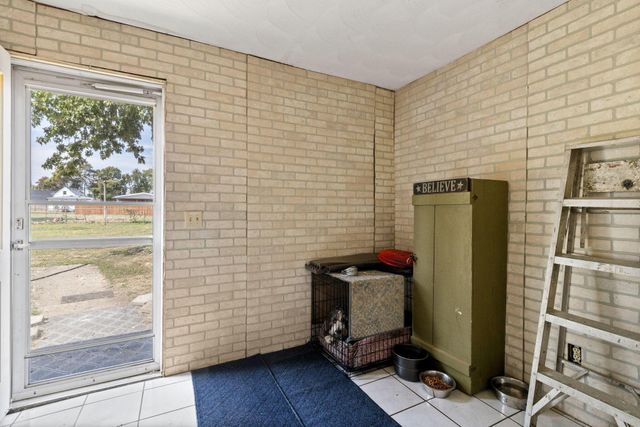 8105 Long Street, Thurston, OH 43157