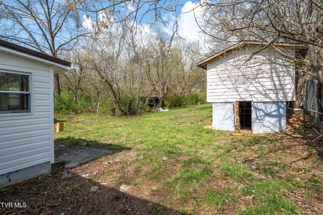 1663 Bristol Caverns Highway, Bristol, TN 37620