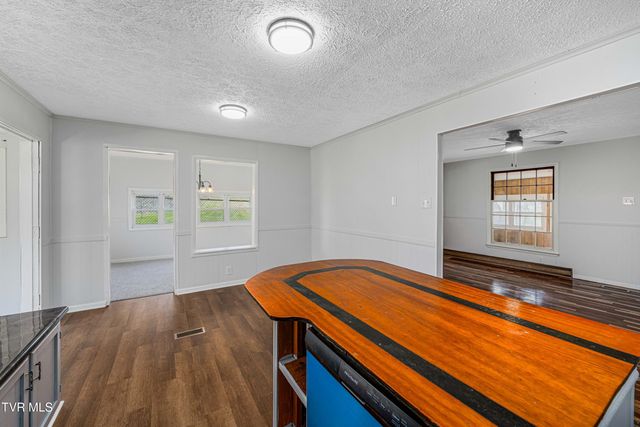 1663 Bristol Caverns Highway, Bristol, TN 37620