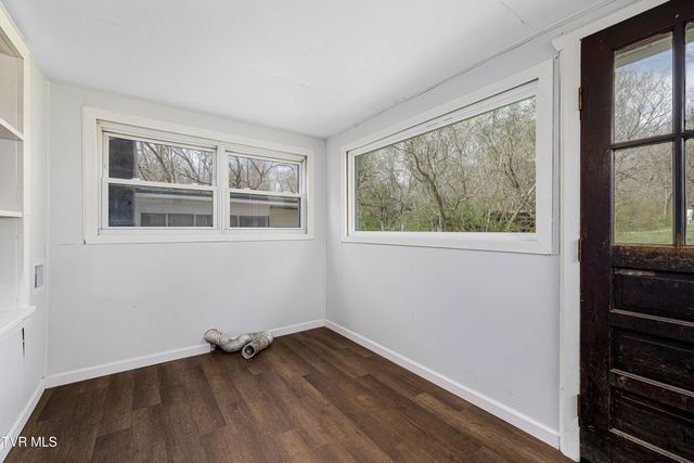 1663 Bristol Caverns Highway, Bristol, TN 37620