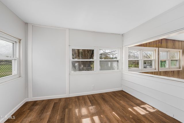 1663 Bristol Caverns Highway, Bristol, TN 37620