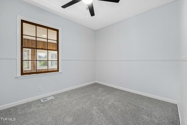 1663 Bristol Caverns Highway, Bristol, TN 37620