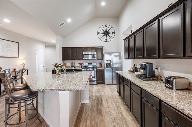 7708 Bogie Lane, Navasota, TX 77868
