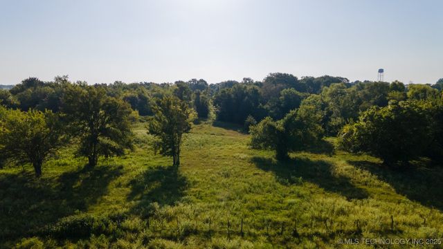 19499 E Whippoorwill Lane, Atoka, OK 74525