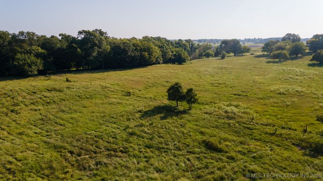 19499 E Whippoorwill Lane, Atoka, OK 74525