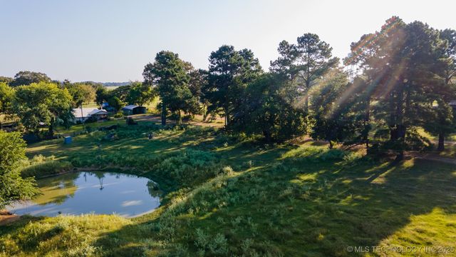 19499 E Whippoorwill Lane, Atoka, OK 74525