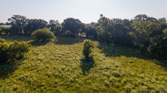 19499 E Whippoorwill Lane, Atoka, OK 74525