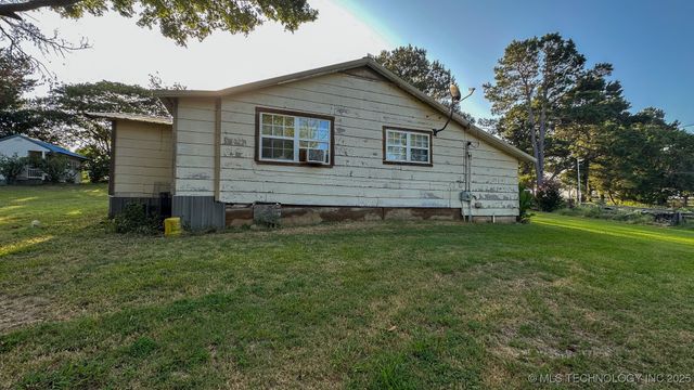 19499 E Whippoorwill Lane, Atoka, OK 74525