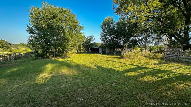 19499 E Whippoorwill Lane, Atoka, OK 74525