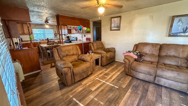 19499 E Whippoorwill Lane, Atoka, OK 74525