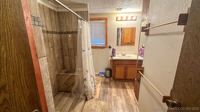 19499 E Whippoorwill Lane, Atoka, OK 74525