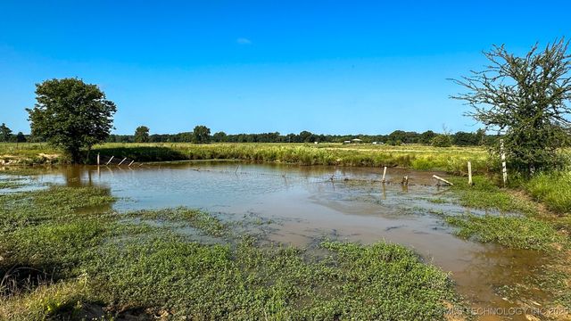 19499 E Whippoorwill Lane, Atoka, OK 74525