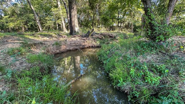 19499 E Whippoorwill Lane, Atoka, OK 74525