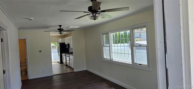 87 Willett Avenue, Sayville, NY 11782