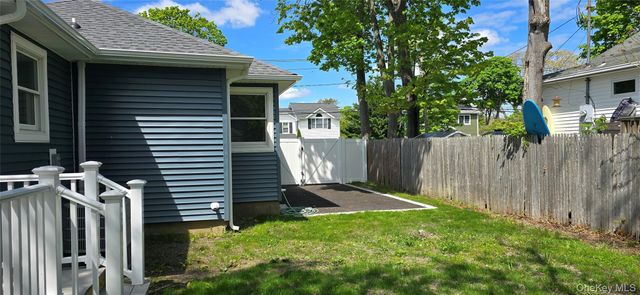 87 Willett Avenue, Sayville, NY 11782