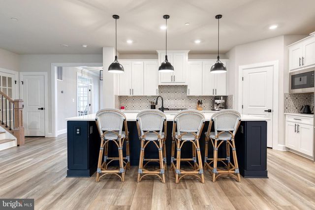 7679 CROSS CREEK DR, Columbia, MD 21044